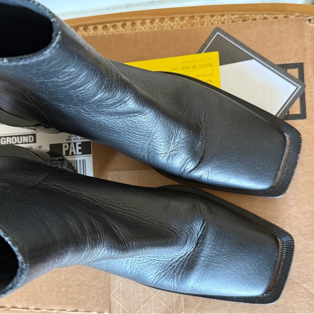 Margiela MM6 Black Leather Ankle Boots - Picture 5 of 6